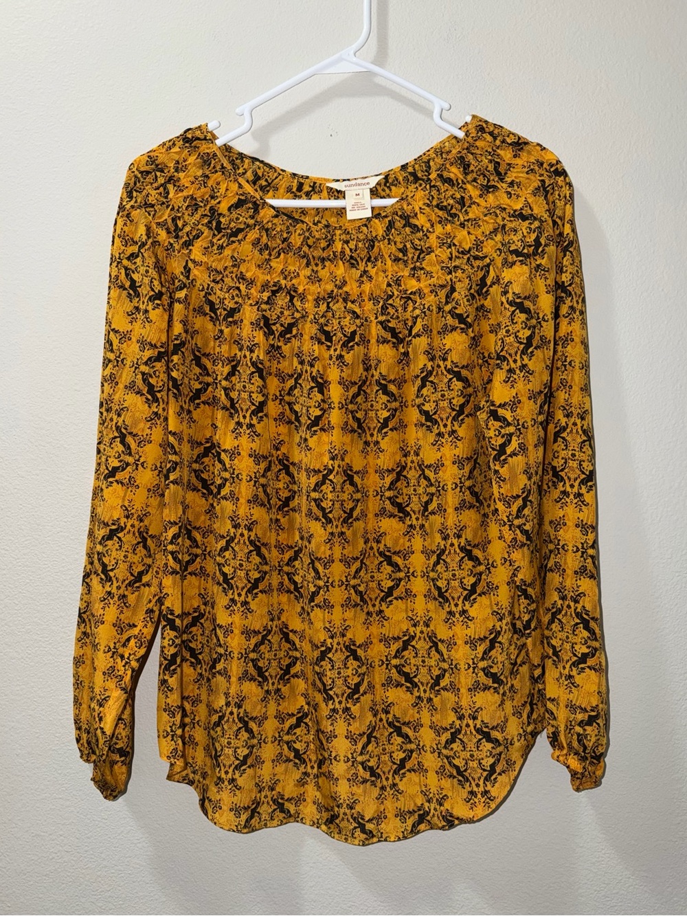 Sundance 100% silk top ruched women’s M lightweight long sleeve Shirt Boho